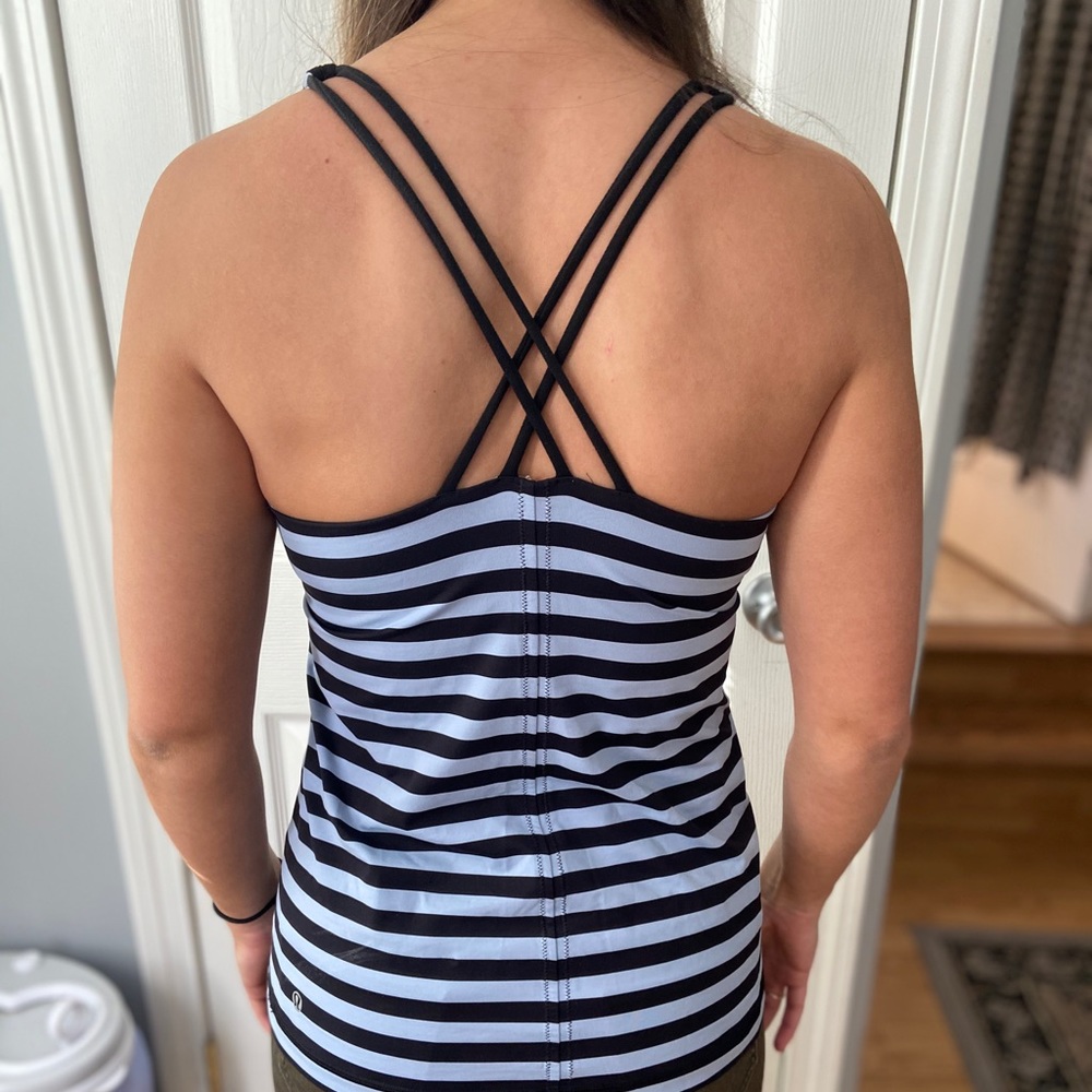 🍋 Lululemon built-in bra tank size 8